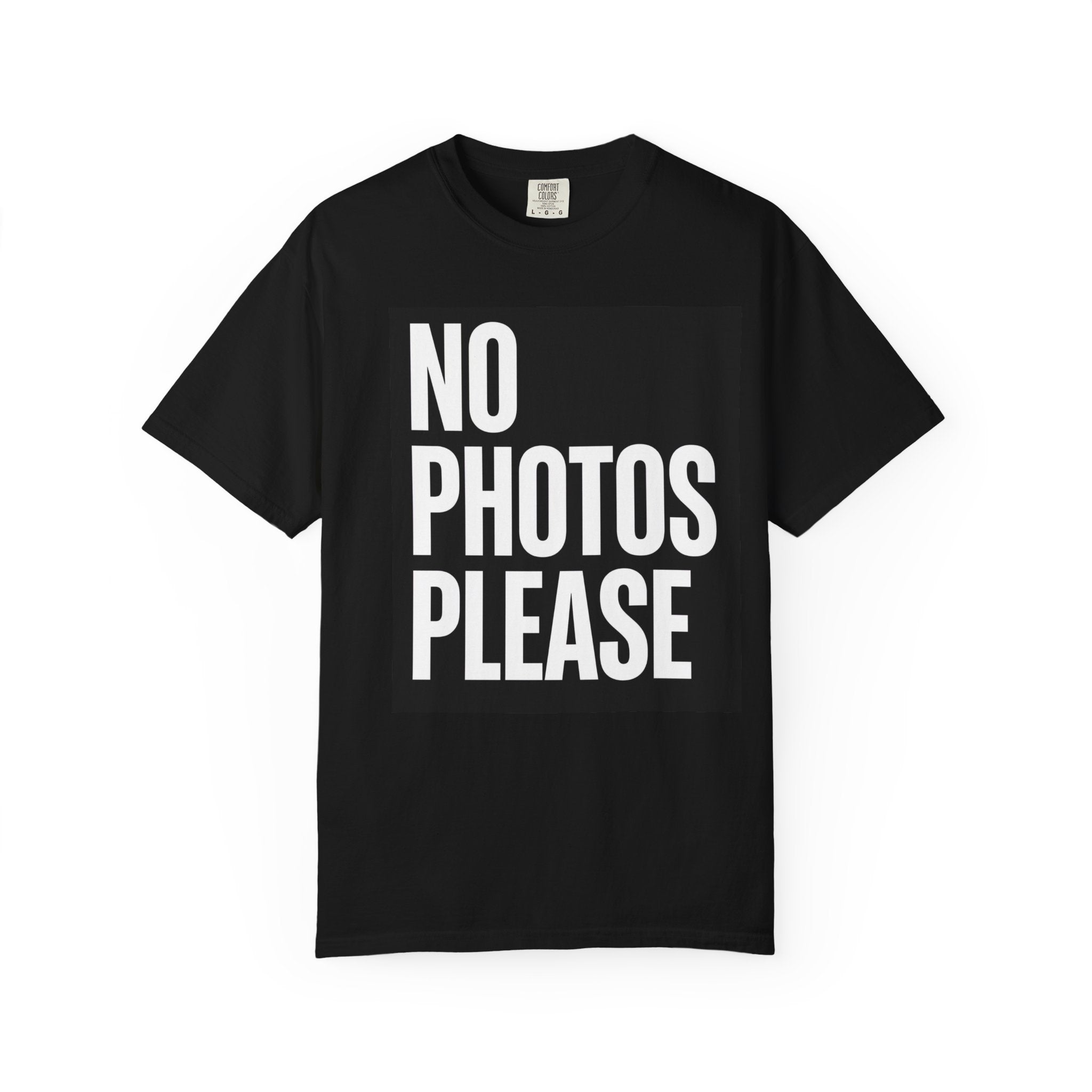 NO PHOTOS PLEASE
